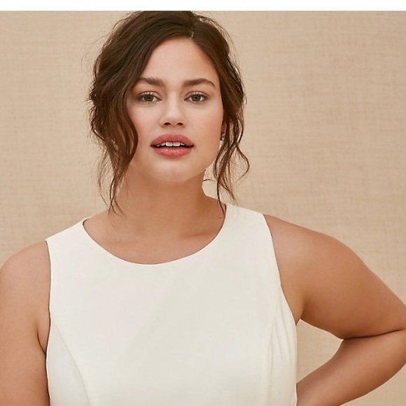 Torrid 12 Cream Wedding Dress - Picture 6 of 9